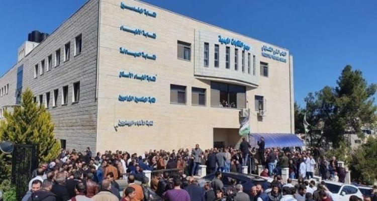 نقابة المهندسين تستنكر قرار محود عباس بحل نقابة الاطباء الفلسطينيين في الضفة الغربية